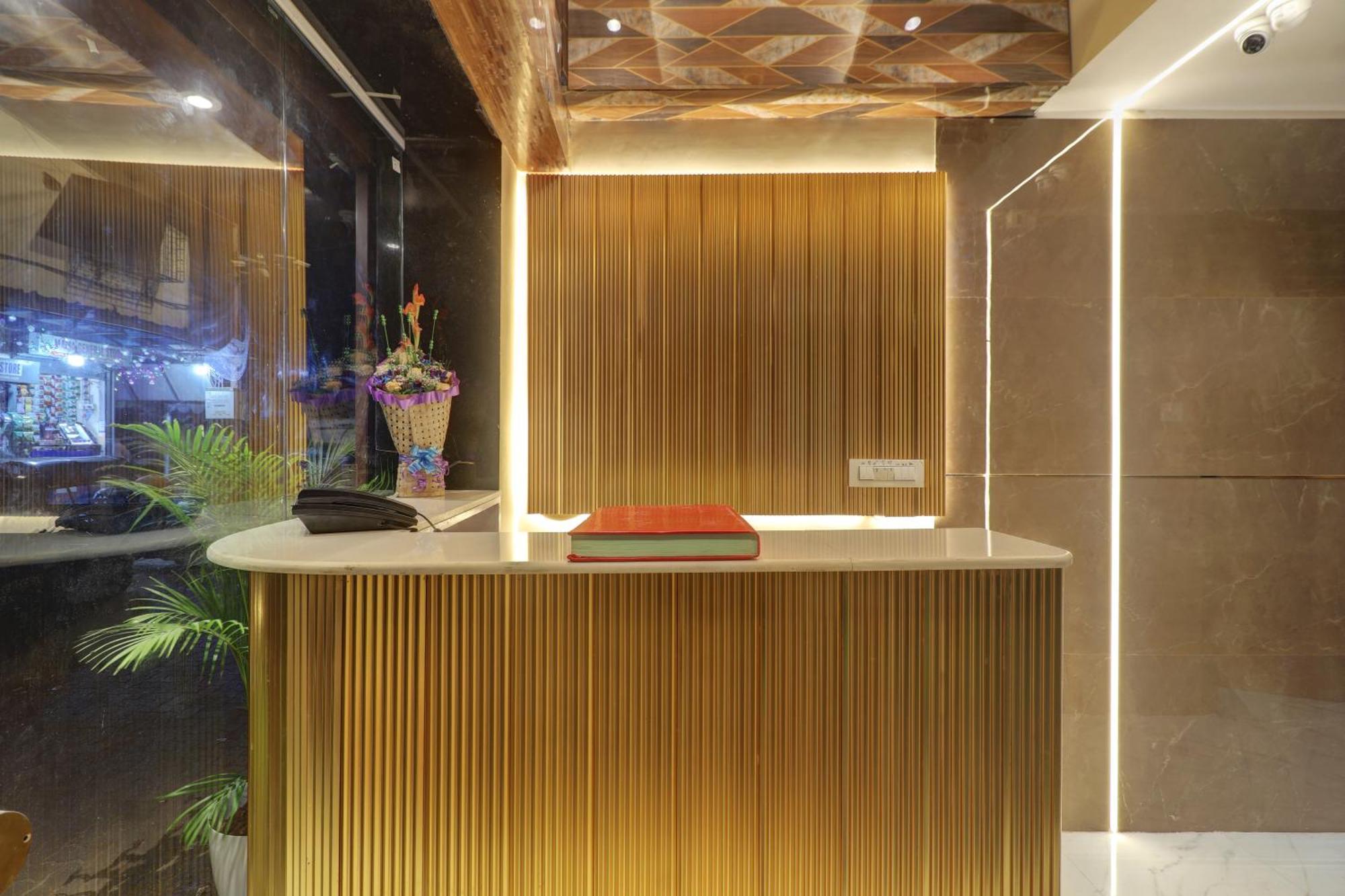 Hotel Omega Mumbai Exteriör bild